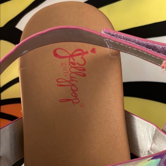 Sandals - Picture 3 of 3